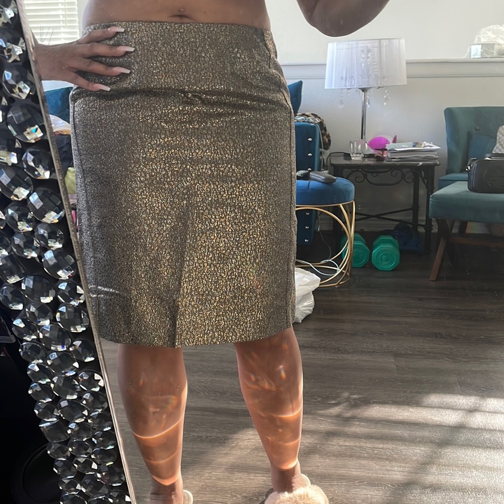Metallic pencil skirt